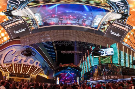 FREE SHOW! Alien Ant Farm with Jet at Fremont Street Experience!